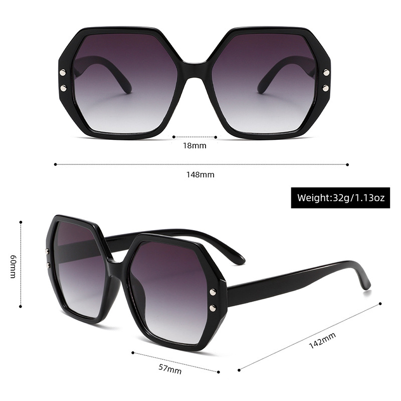 UV400 Oversized Retro-Styled PC Sunglasses WGSG2902