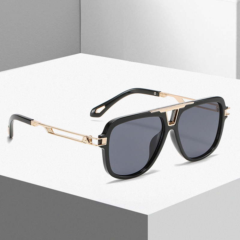 UV-Protective Chunky Square-Frame Wayfarer Sunglasses in PC-Metal Blend WGSG3257 (34g)