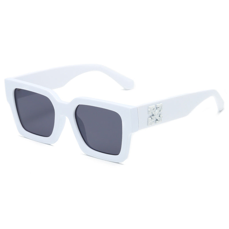 Square Vintage & Fashionable Snowflake-Style Heavy-Weight Unisex Sunglasses WGSG3337 28g