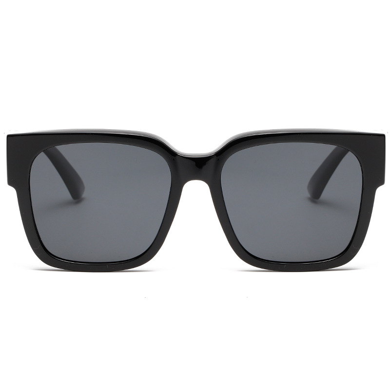 TR90 Polarised TAC Square-Frame Clip-On Sunglasses - UV Protection WGSG3429