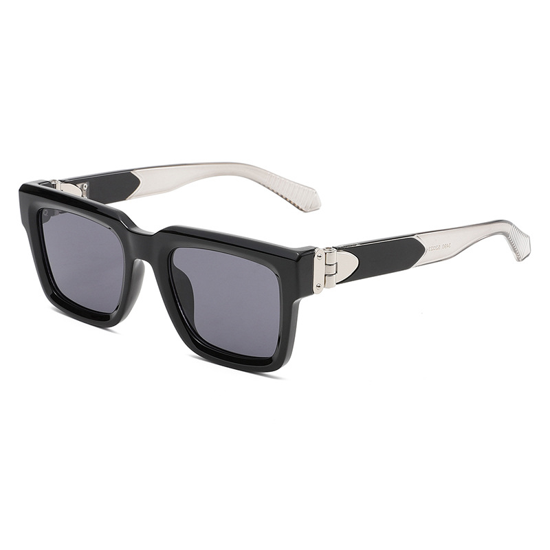 Retro-Chic Statement Square-Frame UV400 Sunglasses WGSG3490