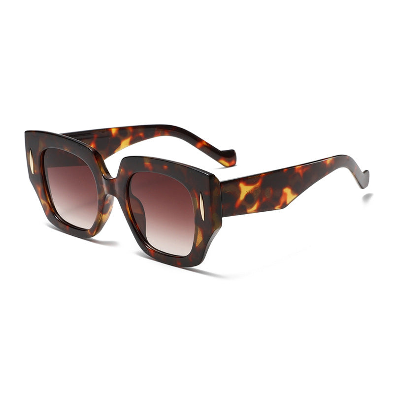 Fashion PC&Metal-Framed Oversized UV400 Sunglasses WGSG3496 47g