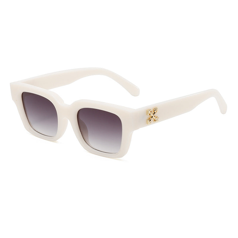 Frosted-Crystal Rectangular UV400 Retro Sunglasses WGSG3517