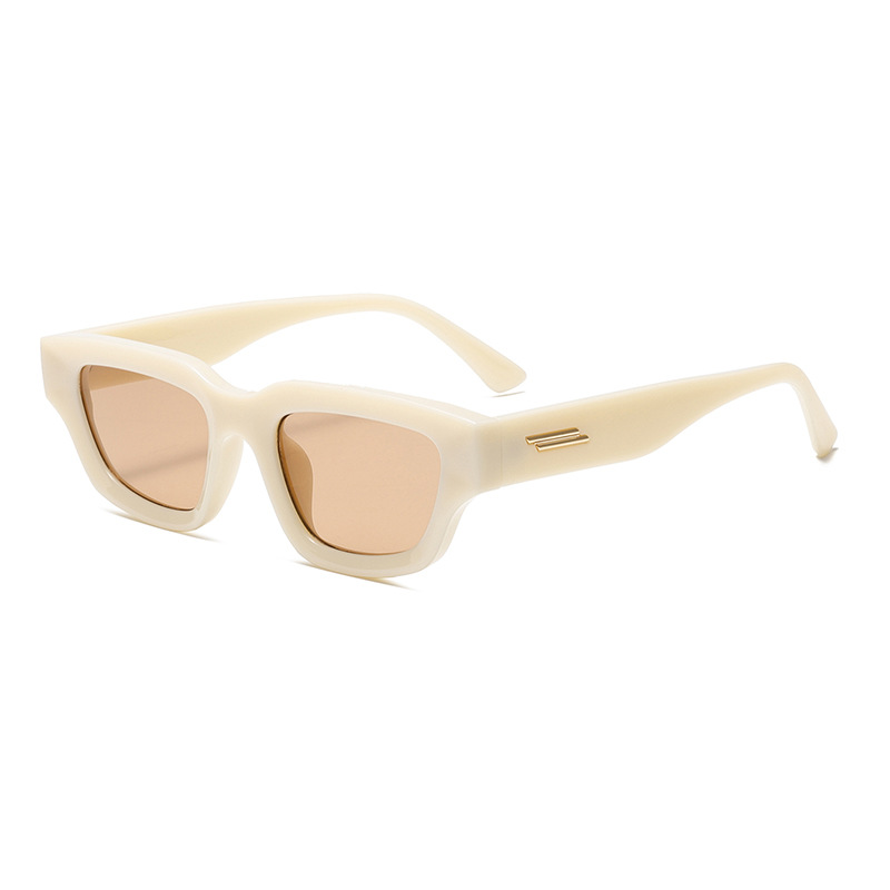 PC Rectangular Cat-Eye Trend-Setting Sunglasses WGSG3522