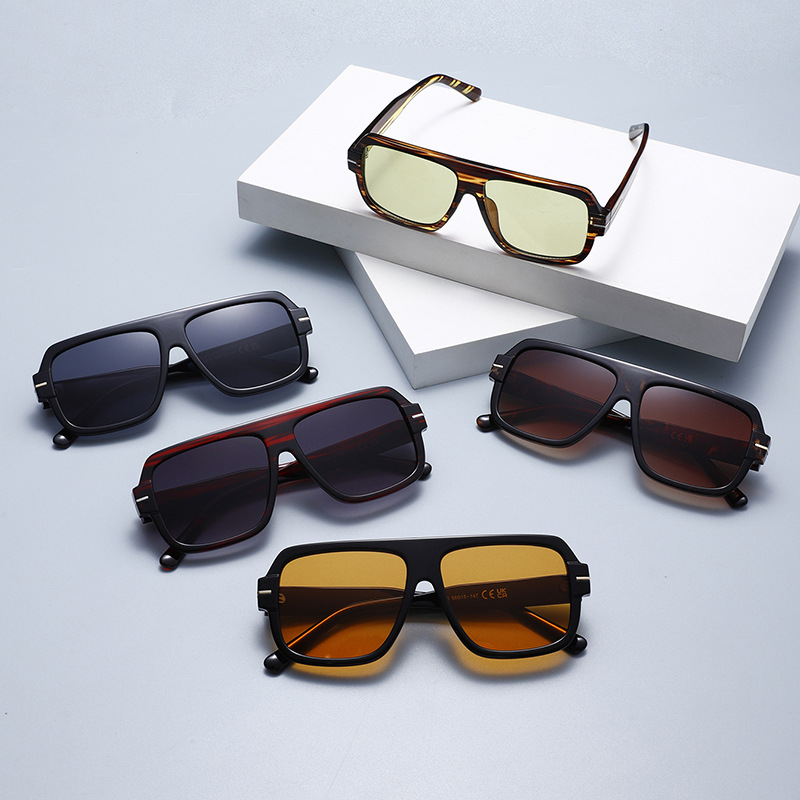 Retro Square Aviator UV400 Sunglasses WGSG3536