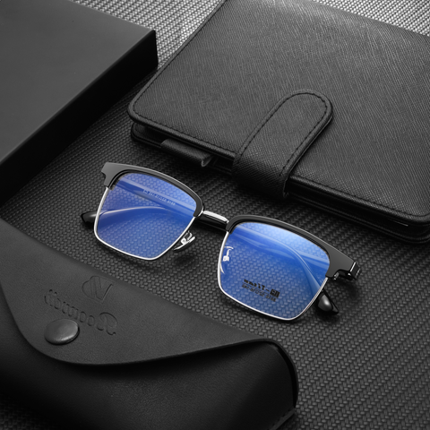 Classic Titanium Glasses WGXH8816-WOOglasses