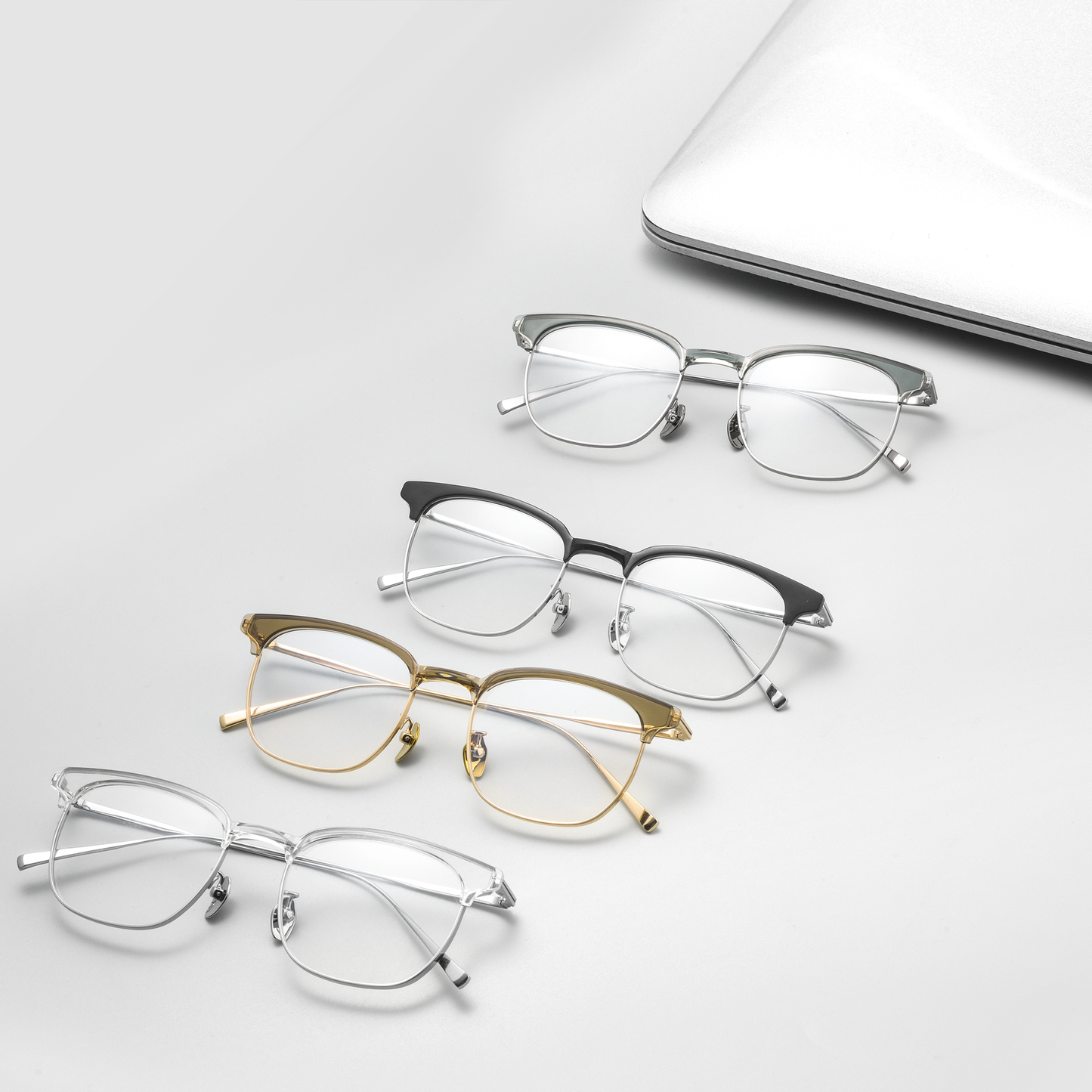 Classic Titanium Glasses WGXHR7909T-WOOglasses