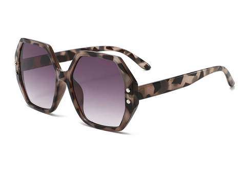 UV400 Oversized Retro-Styled PC Sunglasses WGSG2902