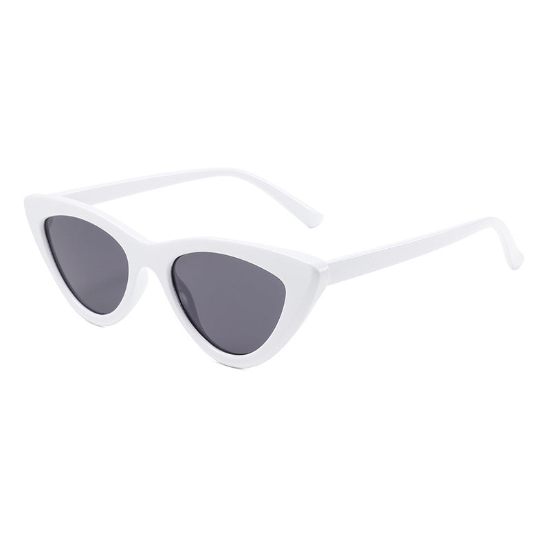Featherlight UV400 Retro Cat-Eye PC Sunglasses WGSG3009