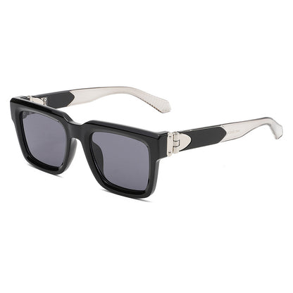 Retro-Chic Statement Square-Frame UV400 Sunglasses WGSG3490