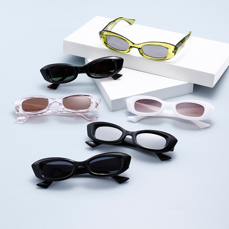 Rice-Grain Small Rectangular Cat-Eye UV400 Sunglasses WGSG3500