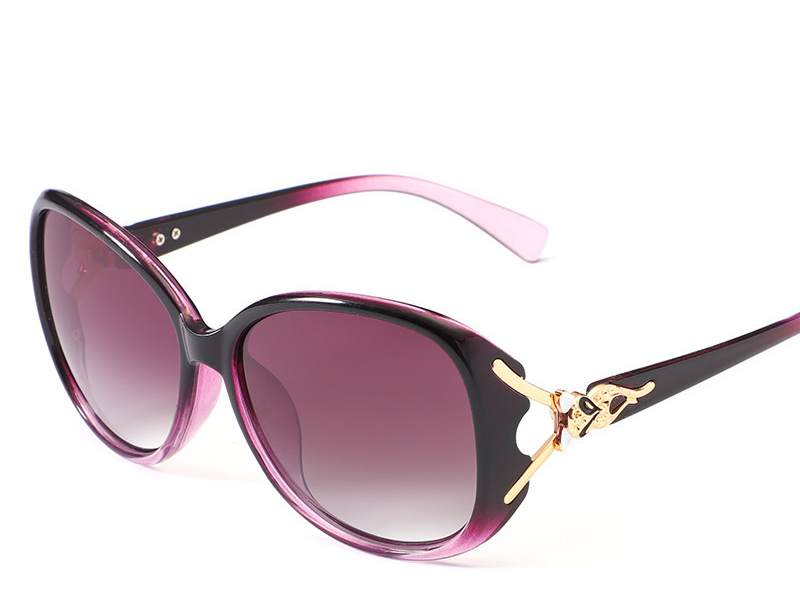 Crystal-Accented Feline Polarised UV Sunglasses WGSG8842
