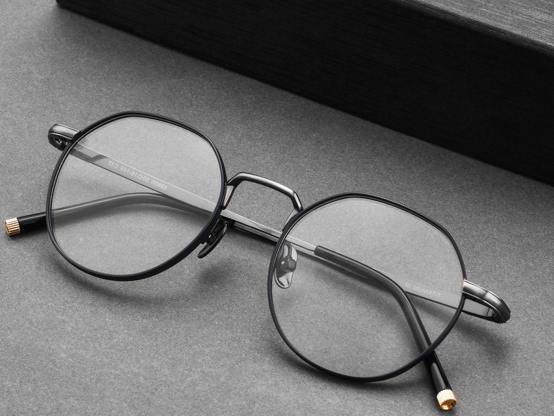Classic Titanium Glasses WGXH69890-WOOglasses