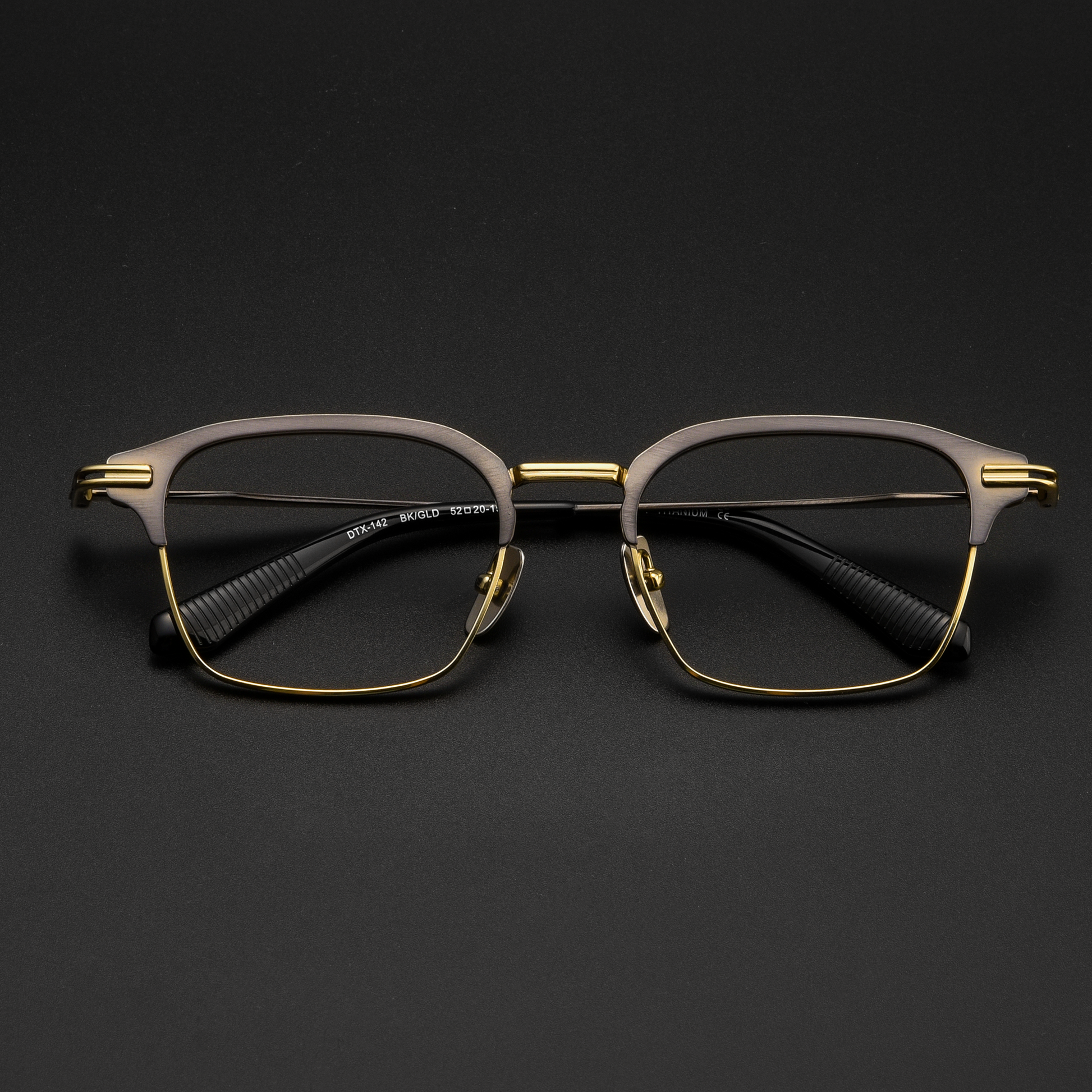 Retro Titanium Glasses WGXHDTX142S-WOOglasses