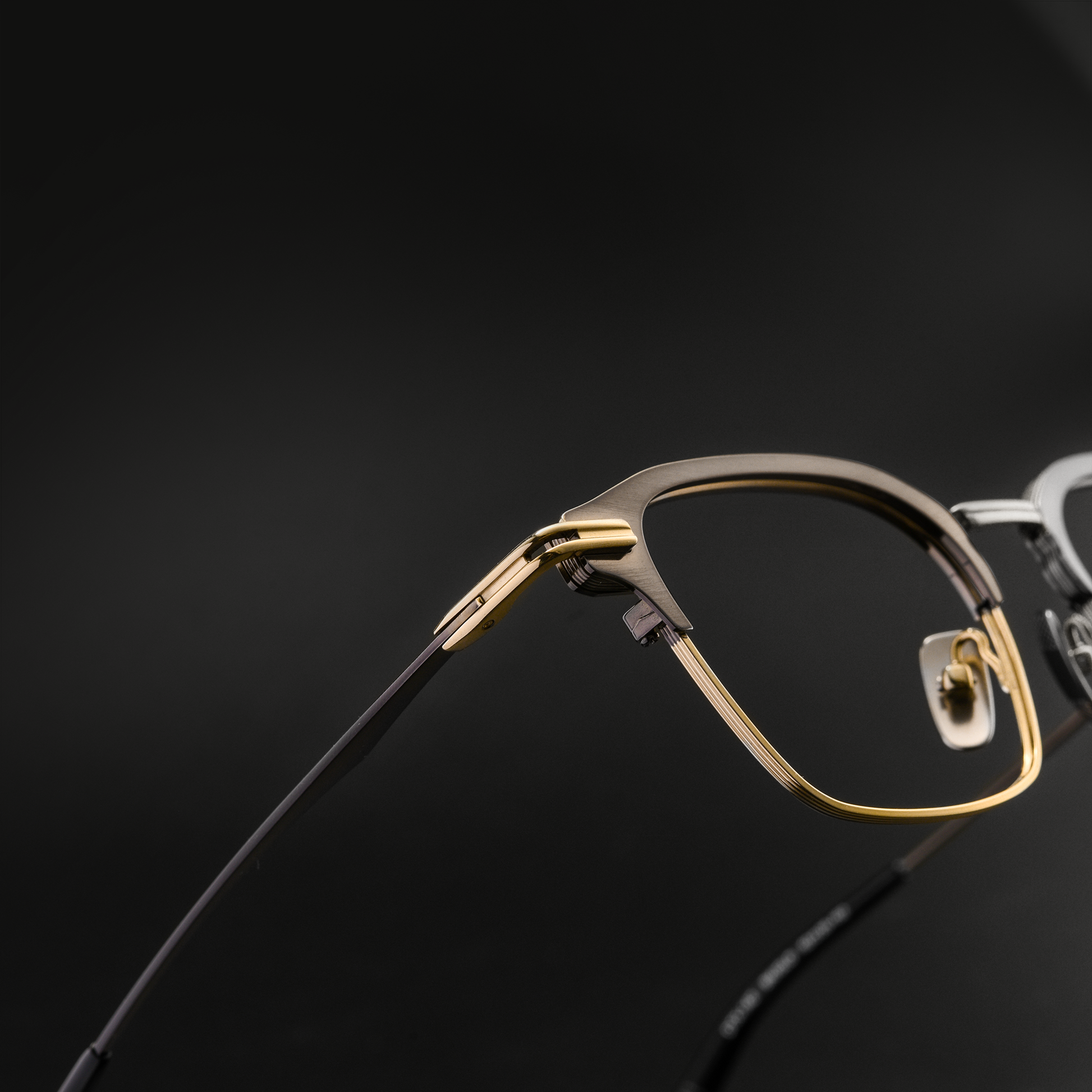 Retro Titanium Glasses WGXHDTX142S-WOOglasses