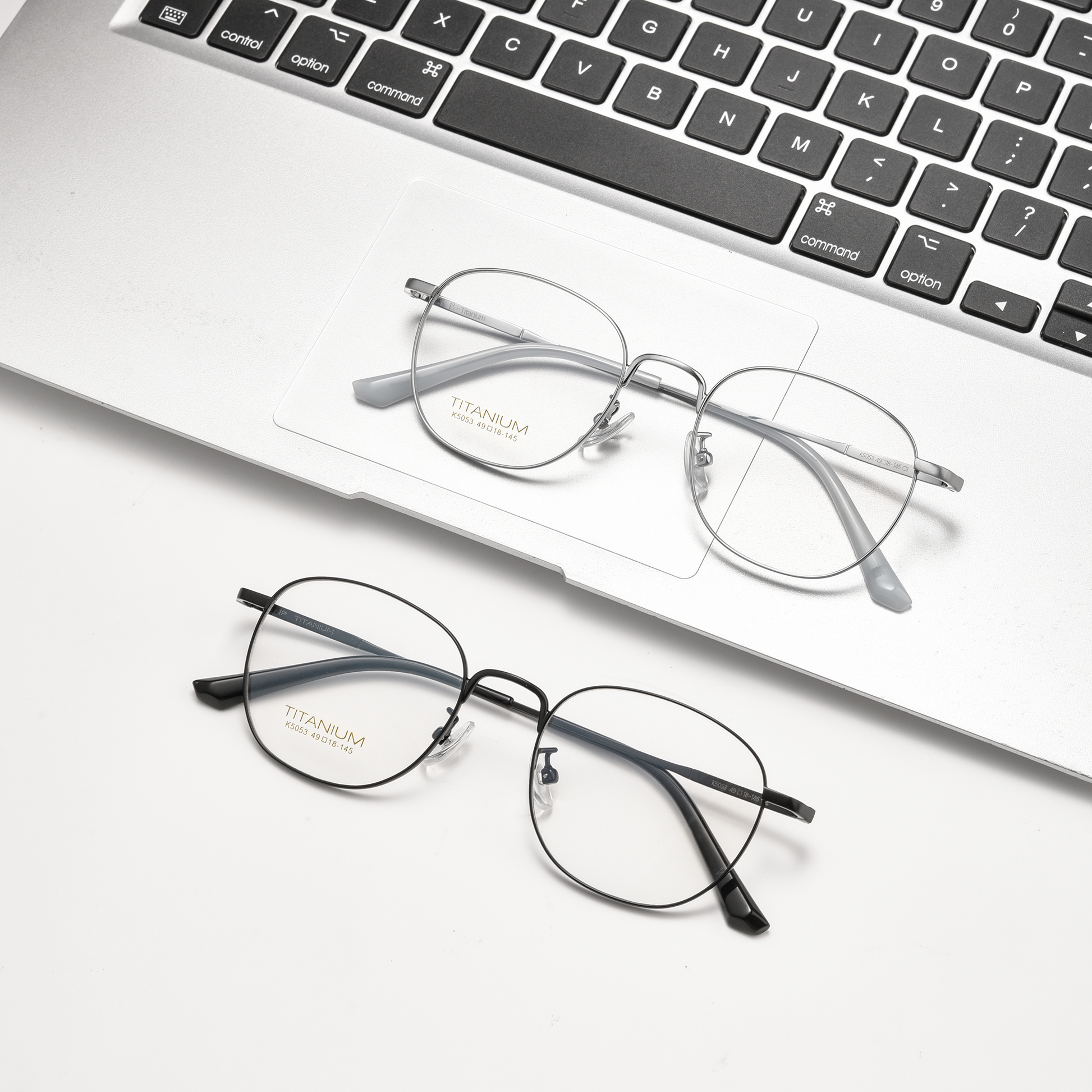Retro Titanium Glasses WGXHK5053BSF-WOOglasses