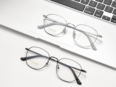 Retro Titanium Glasses WGXHK5053BSF-WOOglasses