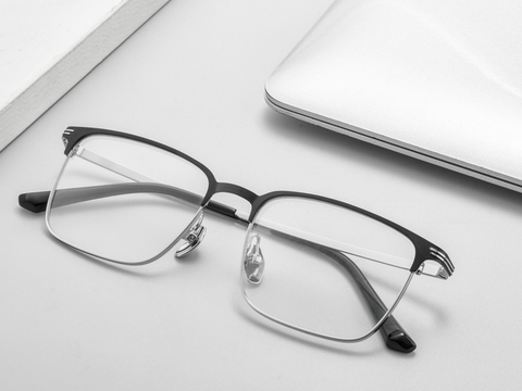 Classic Titanium Glasses WGXHR7906T-WOOglasses