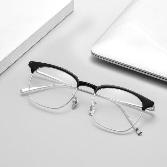 Classic Titanium Glasses WGXHR7909T-WOOglasses