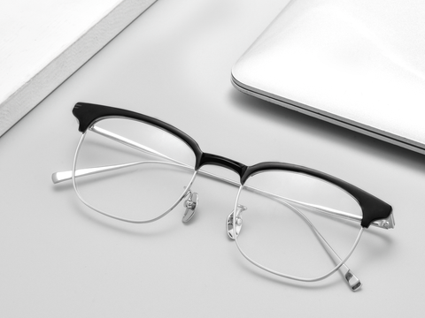 Classic Titanium Glasses WGXHR7909T-WOOglasses