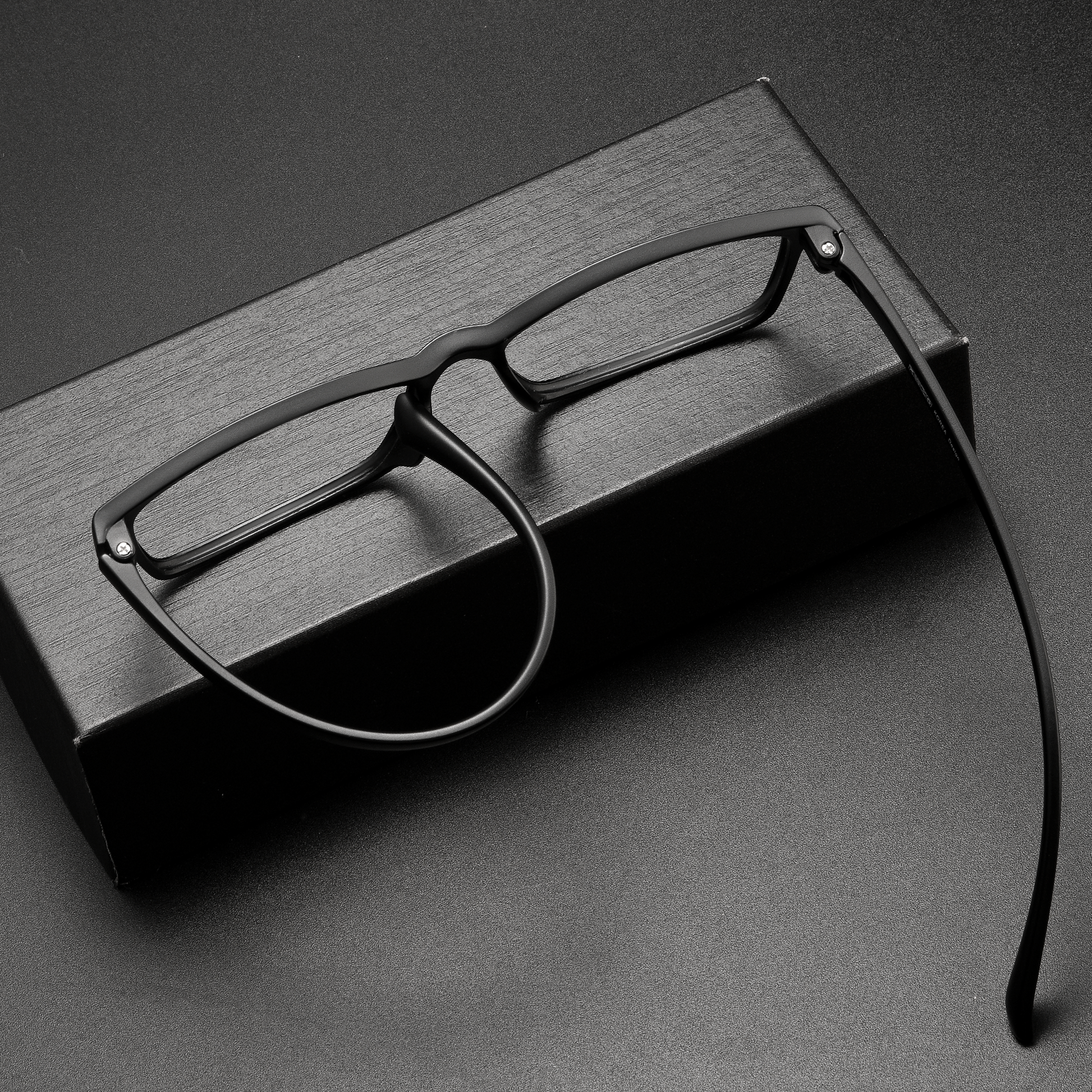 Classic TR Glasses WGXHX21026R-WOOglasses